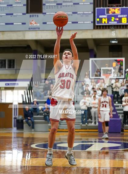 Thumbnail 2 in Beech Grove vs. Brownstown Central (IHSAA 3A Regional Semi-Final) photogallery.