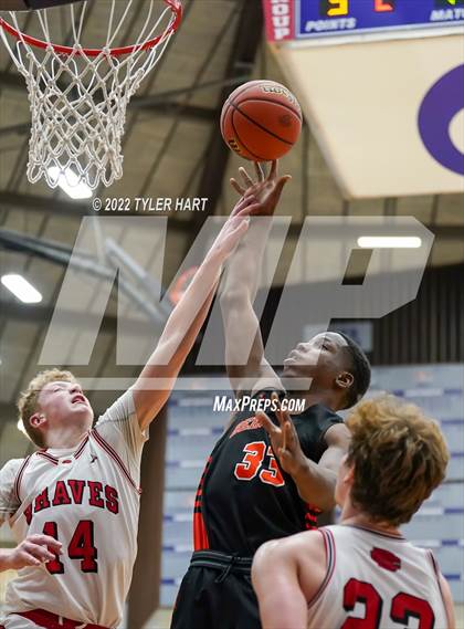 Thumbnail 2 in Beech Grove vs. Brownstown Central (IHSAA 3A Regional Semi-Final) photogallery.
