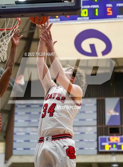 Thumbnail 3 in Beech Grove vs. Brownstown Central (IHSAA 3A Regional Semi-Final) photogallery.