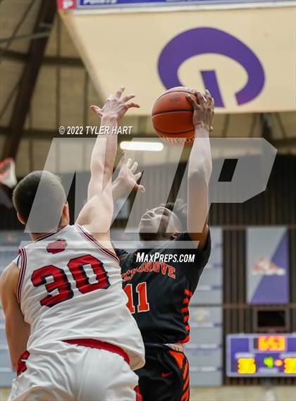 Thumbnail 2 in Beech Grove vs. Brownstown Central (IHSAA 3A Regional Semi-Final) photogallery.