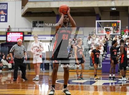 Thumbnail 3 in Beech Grove vs. Brownstown Central (IHSAA 3A Regional Semi-Final) photogallery.