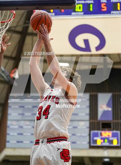 Thumbnail 2 in Beech Grove vs. Brownstown Central (IHSAA 3A Regional Semi-Final) photogallery.