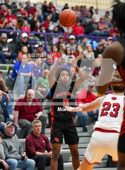 Thumbnail 1 in Beech Grove vs. Brownstown Central (IHSAA 3A Regional Semi-Final) photogallery.