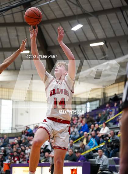 Thumbnail 3 in Beech Grove vs. Brownstown Central (IHSAA 3A Regional Semi-Final) photogallery.