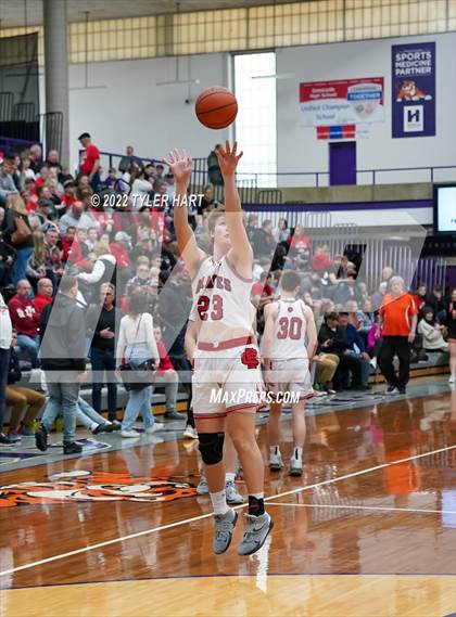 Thumbnail 2 in Beech Grove vs. Brownstown Central (IHSAA 3A Regional Semi-Final) photogallery.