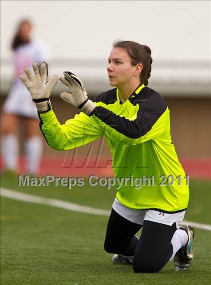 Thumbnail 1 in Hoosick Falls vs Friends Academy (NYSPHSAA Class C Final) photogallery.