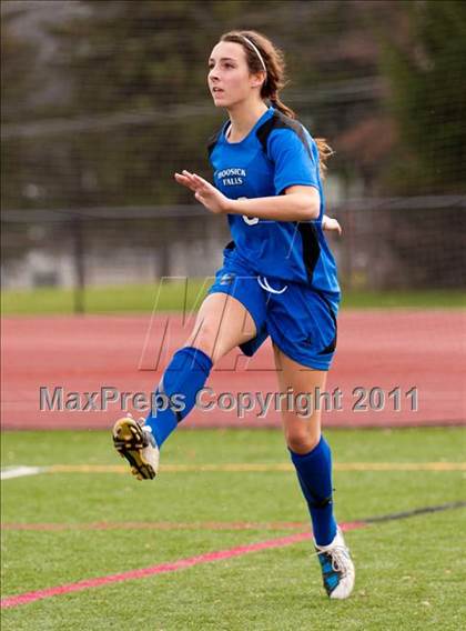 Thumbnail 3 in Hoosick Falls vs Friends Academy (NYSPHSAA Class C Final) photogallery.