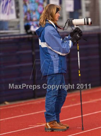 Thumbnail 1 in Hoosick Falls vs Friends Academy (NYSPHSAA Class C Final) photogallery.
