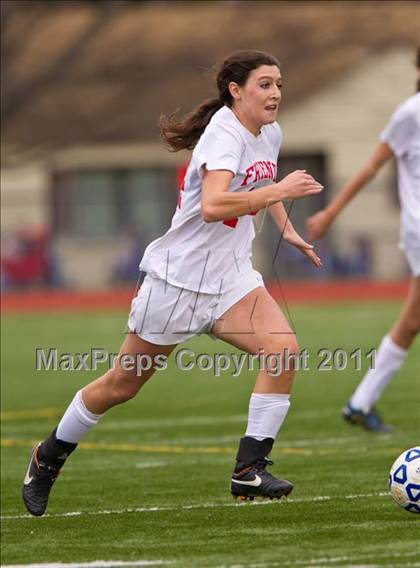 Thumbnail 2 in Hoosick Falls vs Friends Academy (NYSPHSAA Class C Final) photogallery.