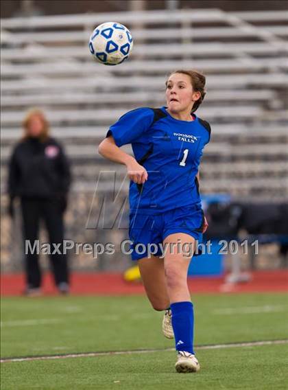 Thumbnail 1 in Hoosick Falls vs Friends Academy (NYSPHSAA Class C Final) photogallery.
