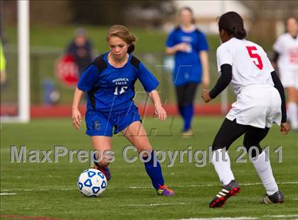 Thumbnail 1 in Hoosick Falls vs Friends Academy (NYSPHSAA Class C Final) photogallery.