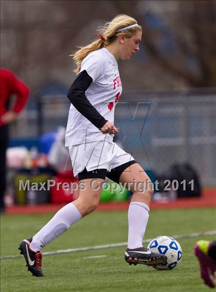 Thumbnail 2 in Hoosick Falls vs Friends Academy (NYSPHSAA Class C Final) photogallery.