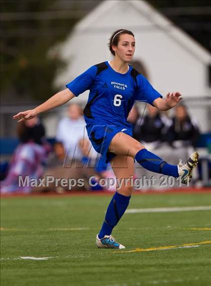 Thumbnail 3 in Hoosick Falls vs Friends Academy (NYSPHSAA Class C Final) photogallery.