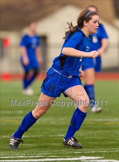 Thumbnail 1 in Hoosick Falls vs Friends Academy (NYSPHSAA Class C Final) photogallery.