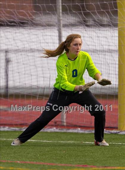 Thumbnail 3 in Hoosick Falls vs Friends Academy (NYSPHSAA Class C Final) photogallery.