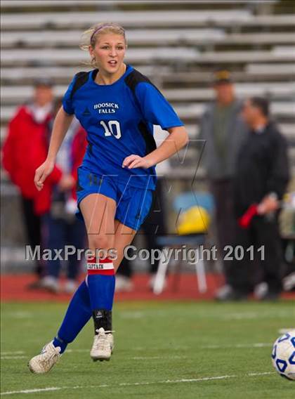 Thumbnail 2 in Hoosick Falls vs Friends Academy (NYSPHSAA Class C Final) photogallery.