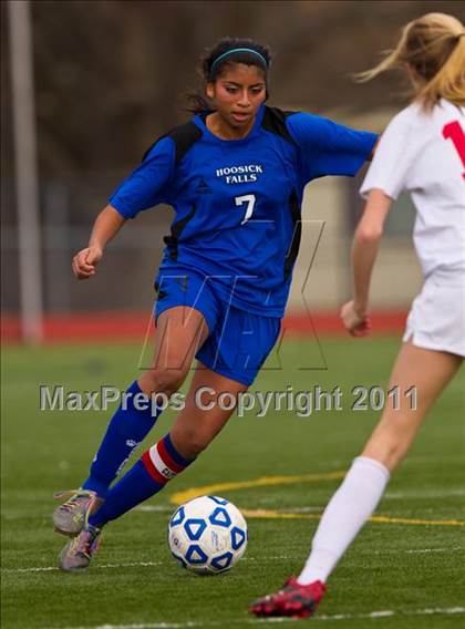 Thumbnail 1 in Hoosick Falls vs Friends Academy (NYSPHSAA Class C Final) photogallery.