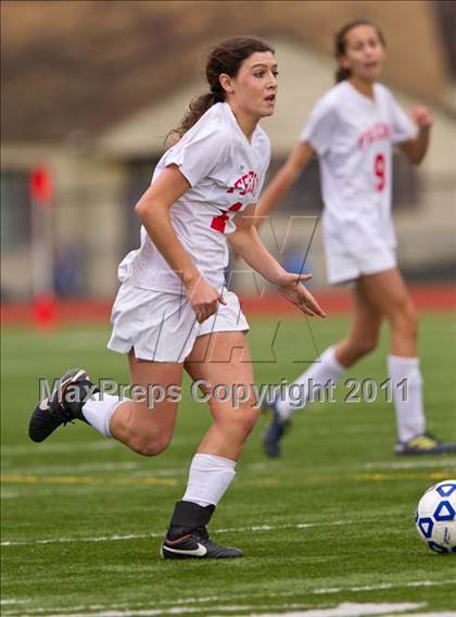 Thumbnail 3 in Hoosick Falls vs Friends Academy (NYSPHSAA Class C Final) photogallery.
