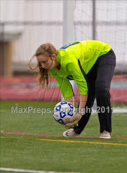 Thumbnail 1 in Hoosick Falls vs Friends Academy (NYSPHSAA Class C Final) photogallery.