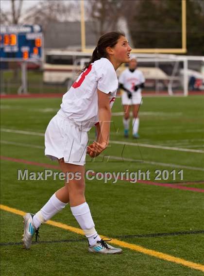 Thumbnail 2 in Hoosick Falls vs Friends Academy (NYSPHSAA Class C Final) photogallery.