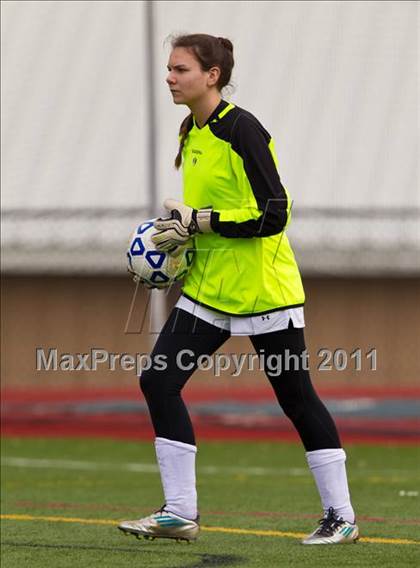 Thumbnail 1 in Hoosick Falls vs Friends Academy (NYSPHSAA Class C Final) photogallery.