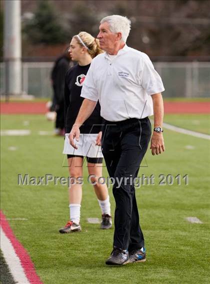 Thumbnail 1 in Hoosick Falls vs Friends Academy (NYSPHSAA Class C Final) photogallery.