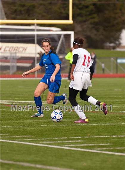 Thumbnail 1 in Hoosick Falls vs Friends Academy (NYSPHSAA Class C Final) photogallery.
