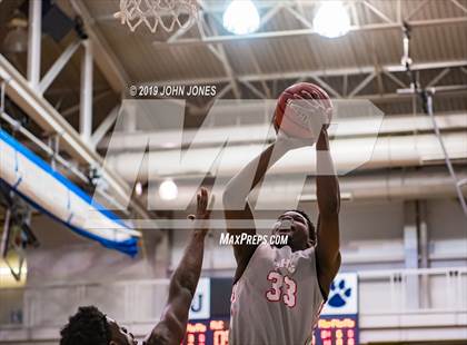 Thumbnail 3 in First Love Christian Academy vs Elizabeth (Metro Classic) photogallery.