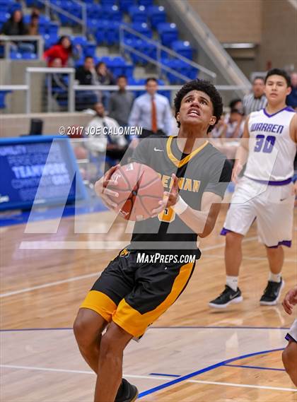 Thumbnail 2 in Warren vs Brennan photogallery.