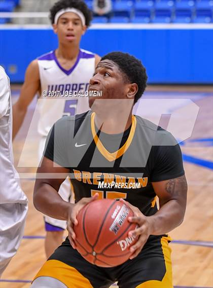 Thumbnail 1 in Warren vs Brennan photogallery.
