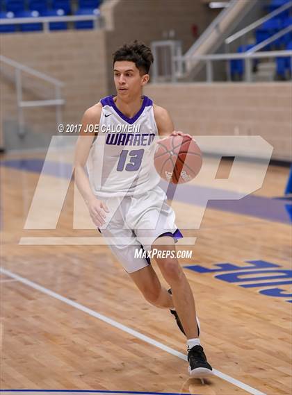 Thumbnail 2 in Warren vs Brennan photogallery.