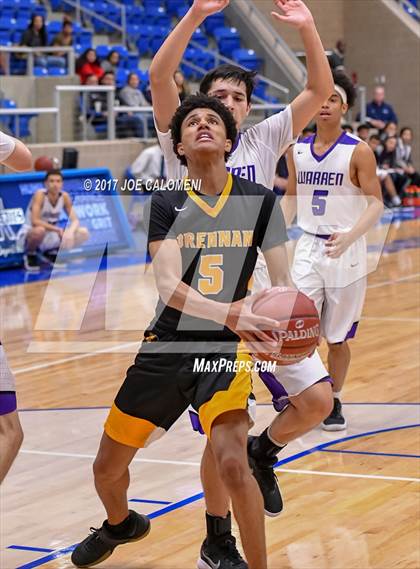 Thumbnail 2 in Warren vs Brennan photogallery.