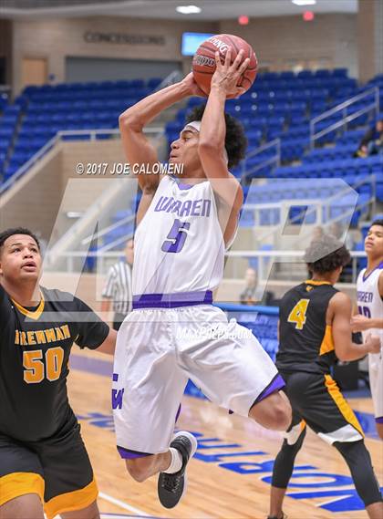 Thumbnail 2 in Warren vs Brennan photogallery.