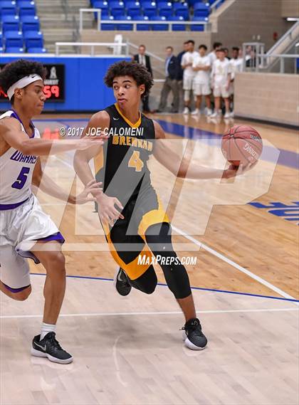 Thumbnail 1 in Warren vs Brennan photogallery.