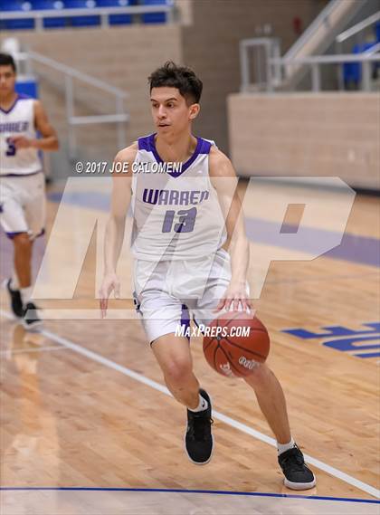 Thumbnail 3 in Warren vs Brennan photogallery.