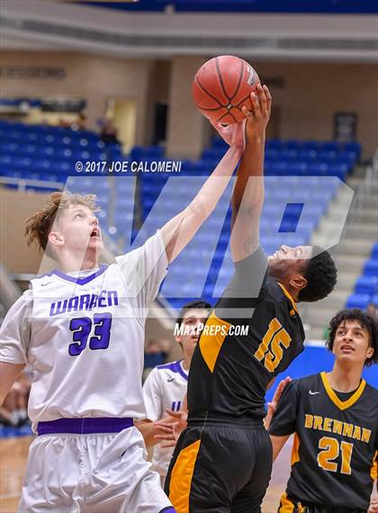 Thumbnail 1 in Warren vs Brennan photogallery.