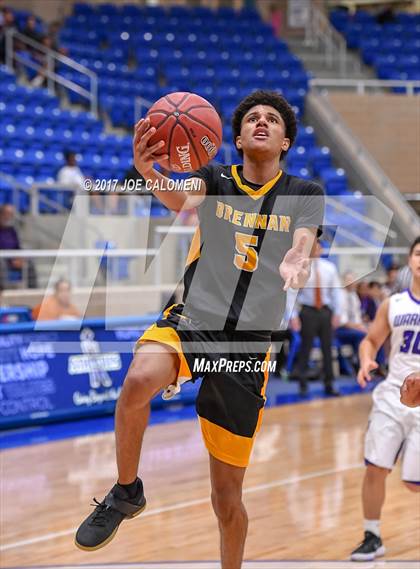 Thumbnail 1 in Warren vs Brennan photogallery.