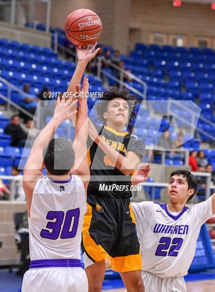 Thumbnail 1 in Warren vs Brennan photogallery.