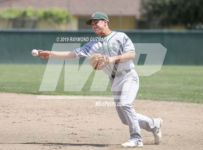 Thumbnail 3 in Reedley vs. Hanford photogallery.
