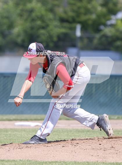 Thumbnail 1 in Reedley vs. Hanford photogallery.