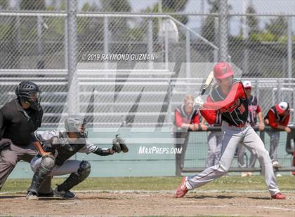 Thumbnail 2 in Reedley vs. Hanford photogallery.