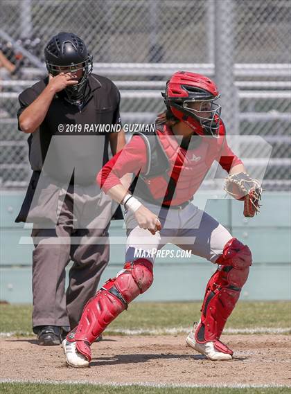 Thumbnail 3 in Reedley vs. Hanford photogallery.