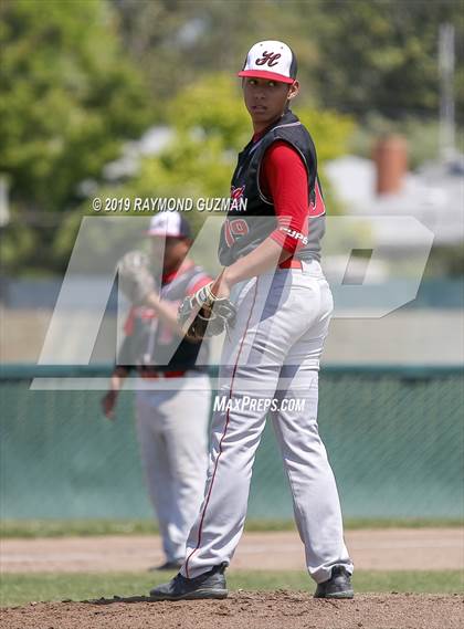 Thumbnail 1 in Reedley vs. Hanford photogallery.