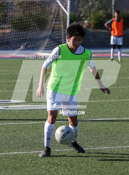 Thumbnail 1 in La Salle vs Gabrielino (Scrimmage) photogallery.
