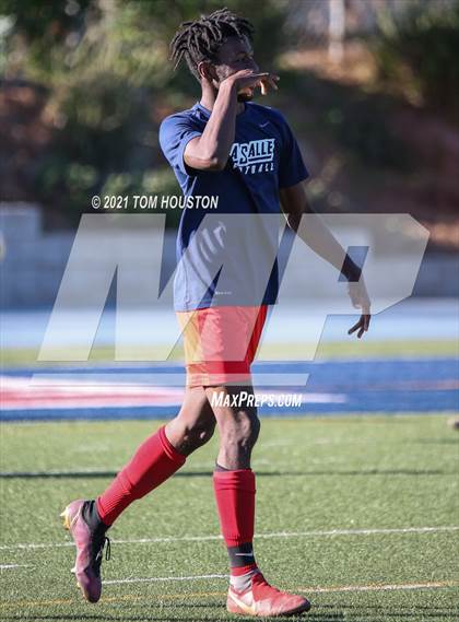 Thumbnail 3 in La Salle vs Gabrielino (Scrimmage) photogallery.
