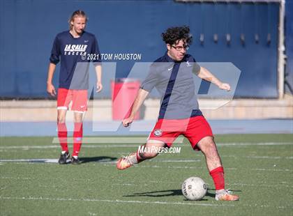 Thumbnail 2 in La Salle vs Gabrielino (Scrimmage) photogallery.