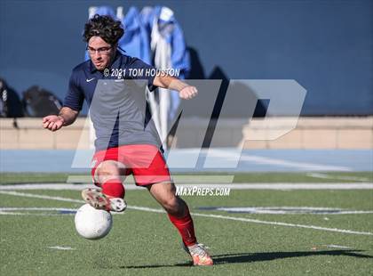 Thumbnail 1 in La Salle vs Gabrielino (Scrimmage) photogallery.