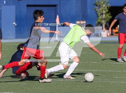 Thumbnail 2 in La Salle vs Gabrielino (Scrimmage) photogallery.