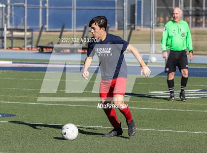 Thumbnail 2 in La Salle vs Gabrielino (Scrimmage) photogallery.