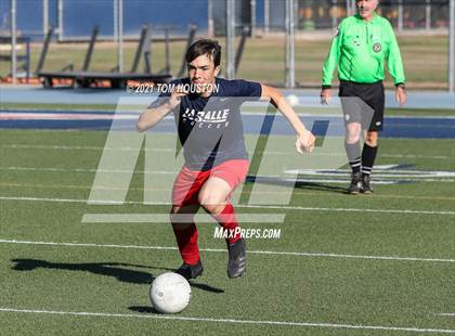 Thumbnail 2 in La Salle vs Gabrielino (Scrimmage) photogallery.